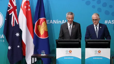 Singapore PM highlights need for cybersecurity & smart cities at ASEAN conference