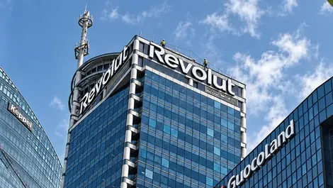 Revolut signs Singapore lease for SGD $350 million push